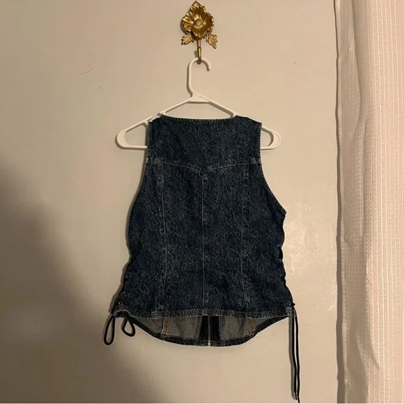 Wrangler x Fender Denim Vest - Picture 2 of 4